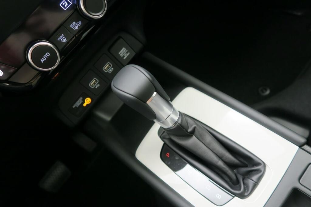 Honda Jazz ADVANCE 1.5I-MMD 122CV CVT 5P. 10