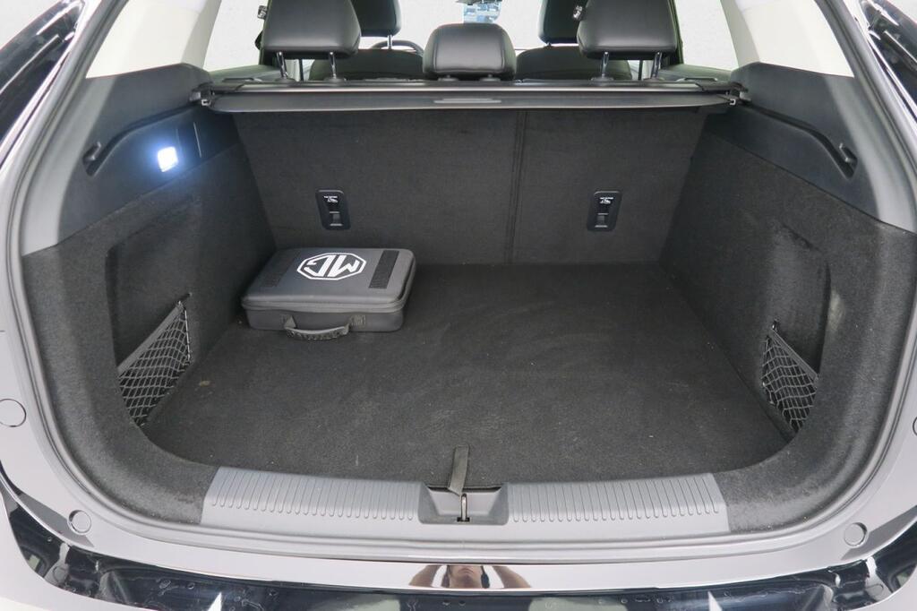 MG HS LUXURY 1.5 PHEV 272 CV 5P 19