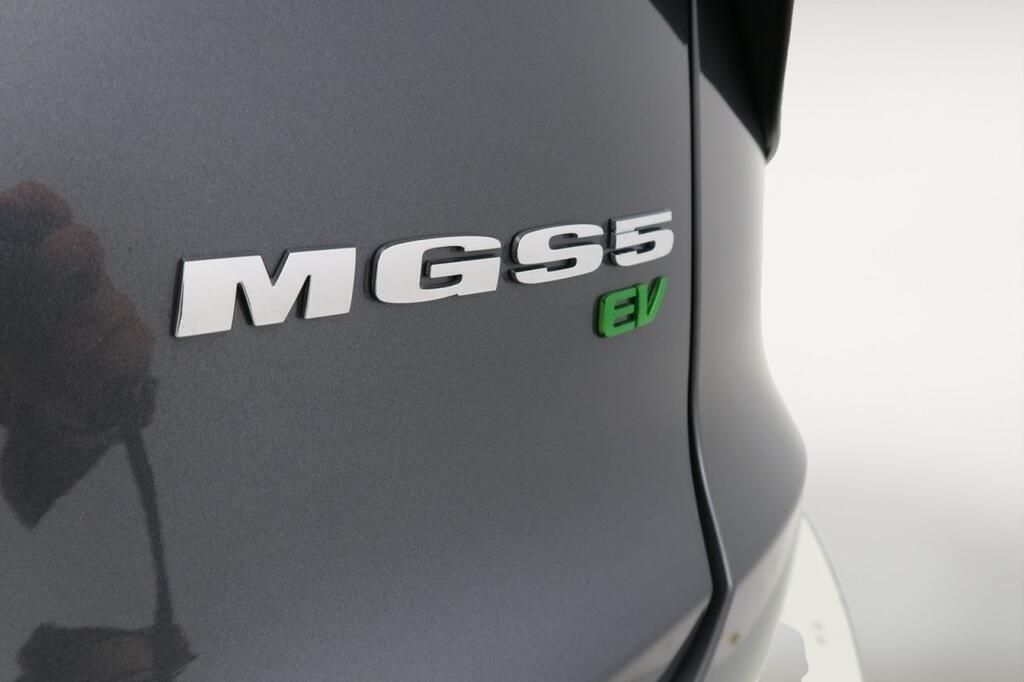 MG S5 MGS5 LUXURY EV 64KWH 231 CV 22
