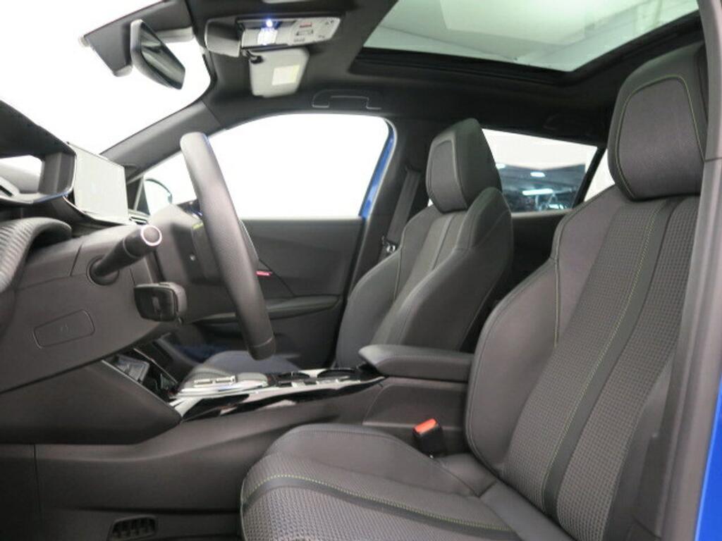 Peugeot 2008 GT ELECTRIC 136CV 5P 17