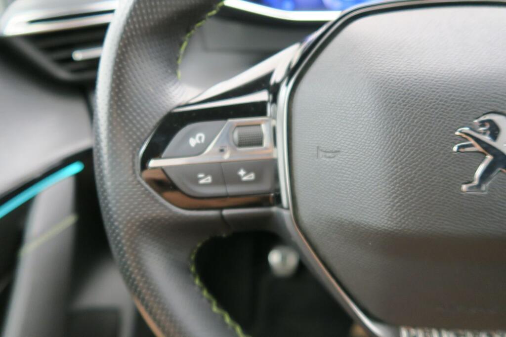 Peugeot 208 GT PACK 1.2 PURETECH 100CV S&S 6 VEL MAN 11