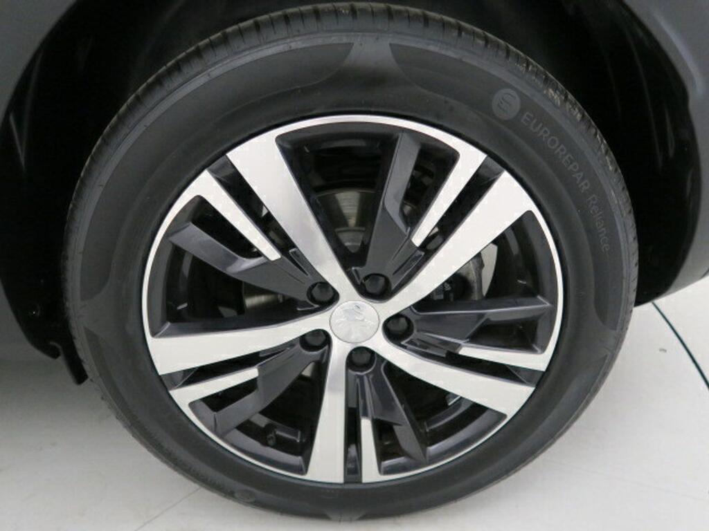 Peugeot 3008 ALLURE 1.2 PURETECH 130CV AUTO 5P 25