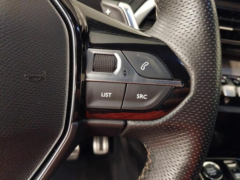 Peugeot 3008 GT 1.2 PURETECH 130 CV S&S AUTO 5P 10