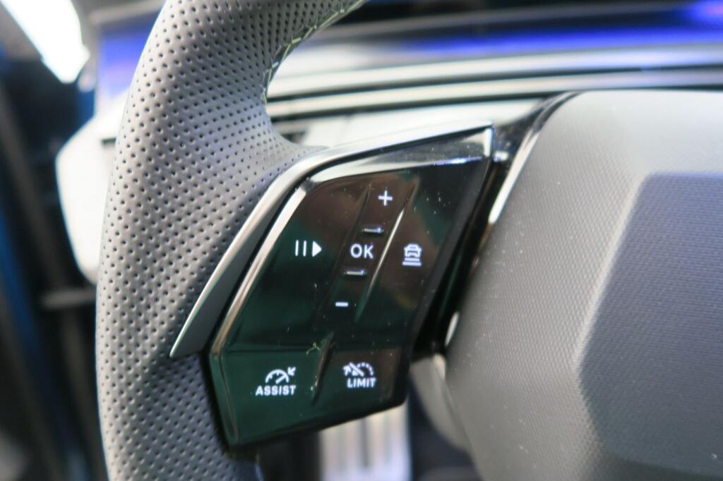 Peugeot 3008 GT ELECTRICO BEV 214CV 157KW 5P 8