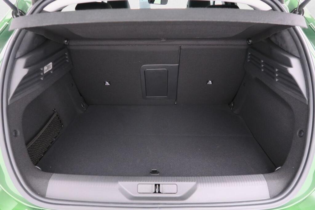 Peugeot 308 5p Allure PLUG-IN HYBRID 180 e-EAT8 17