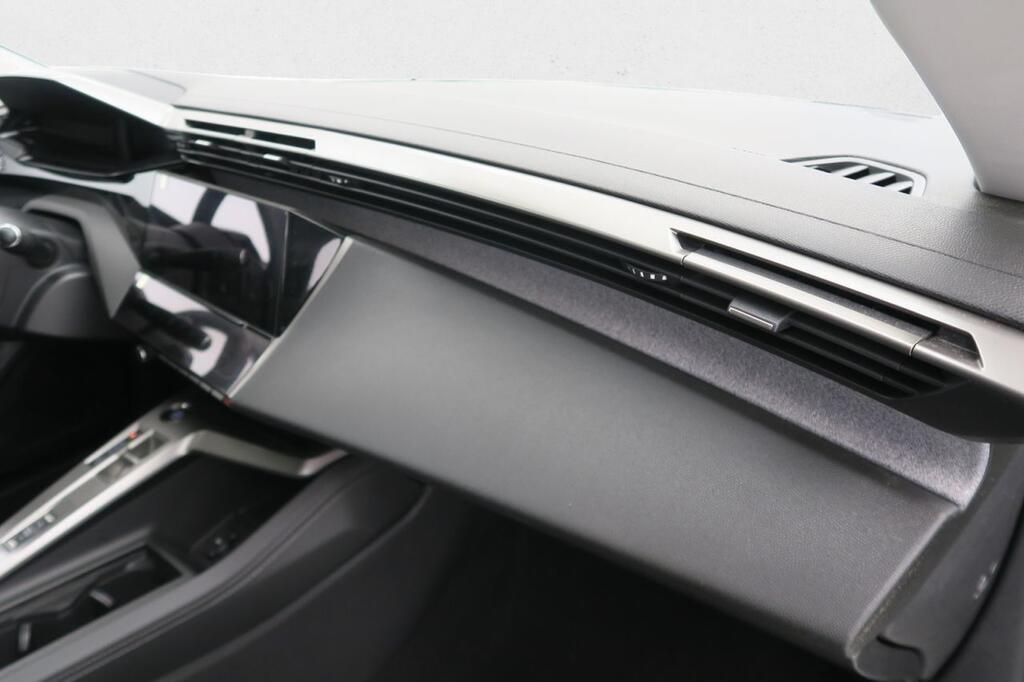 Peugeot 308 5p Allure PLUG-IN HYBRID 180 e-EAT8 13