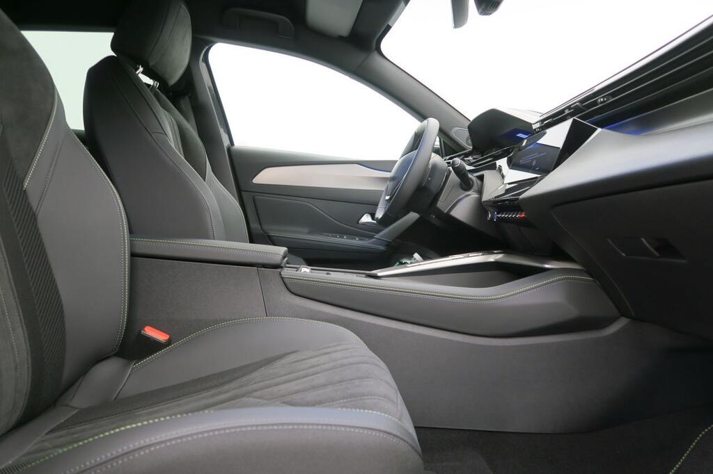 Peugeot 308 E-308 5p GT Eléctrico 156 (115 Kw) 13