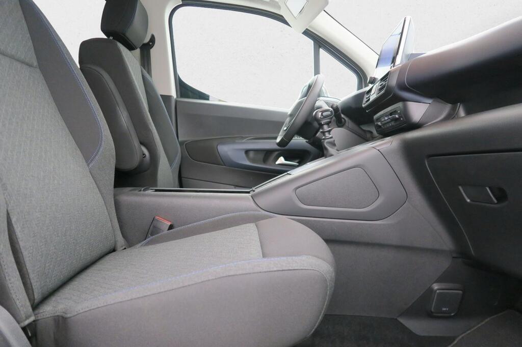 Peugeot Rifter ALLURE BUSINESS 1.5 BLUEHDI 100 CV STAND 5P 17
