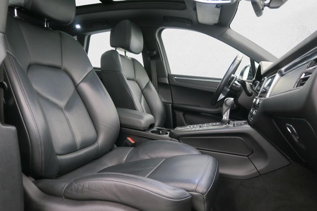 Porsche Macan 2.0T 245 CV 5P 17