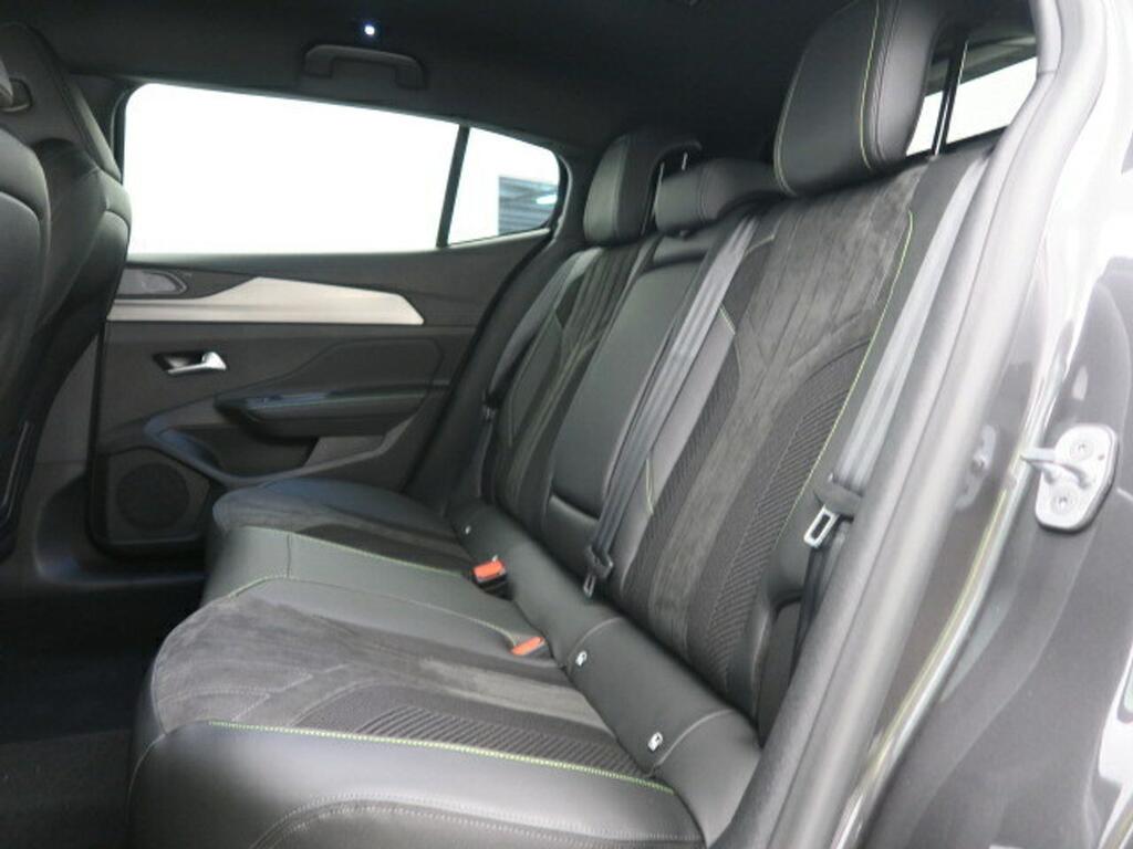 Peugeot 408 GT 1.6 HYBRID AUTO 224 CV 5P 18