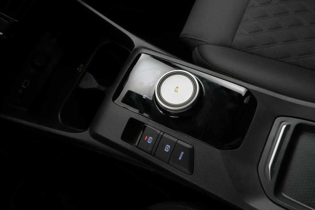 MG MG3 LUXURY 1.5 HYBRID+ 195 CV 5P 14