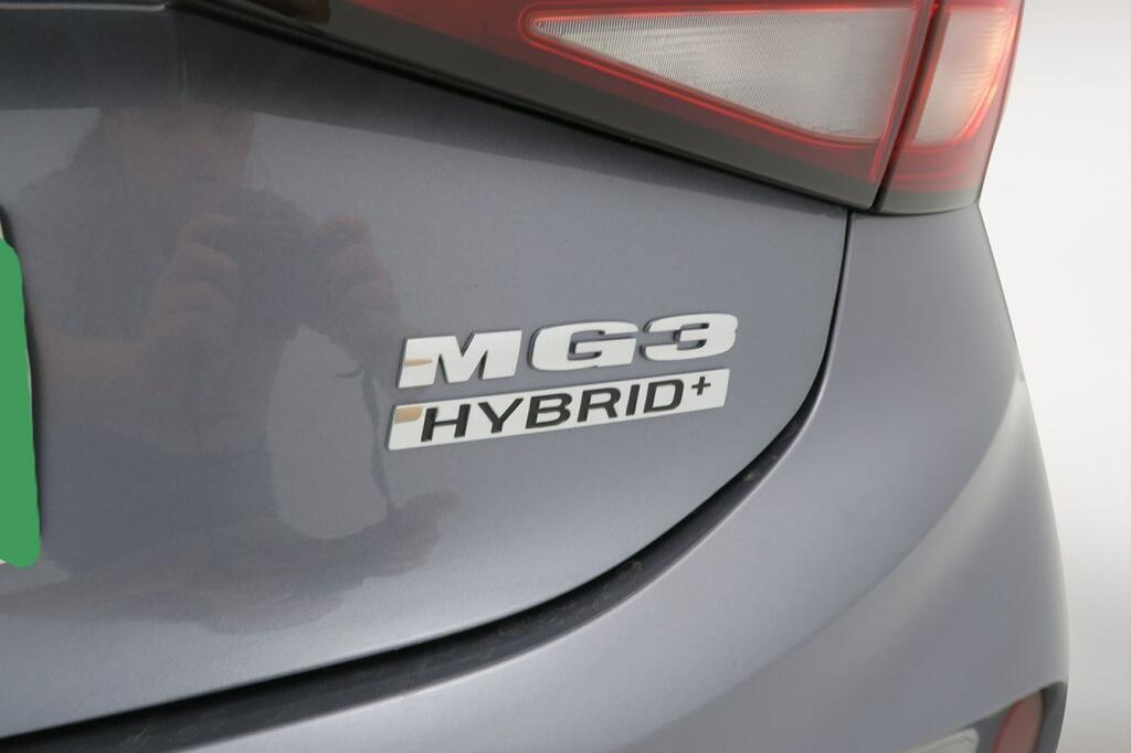 MG MG3 LUXURY 1.5 HYBRID+ 195 CV 5P 20