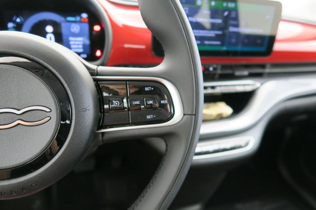 Fiat 500 E MONOTRIM BEV MY24 95CV 3P 9