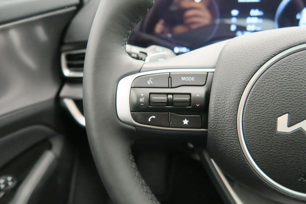 Kia Sportage 1.6 T-GDI PHEV TECH 4X4 (PACK LUXURY) (19″) 12