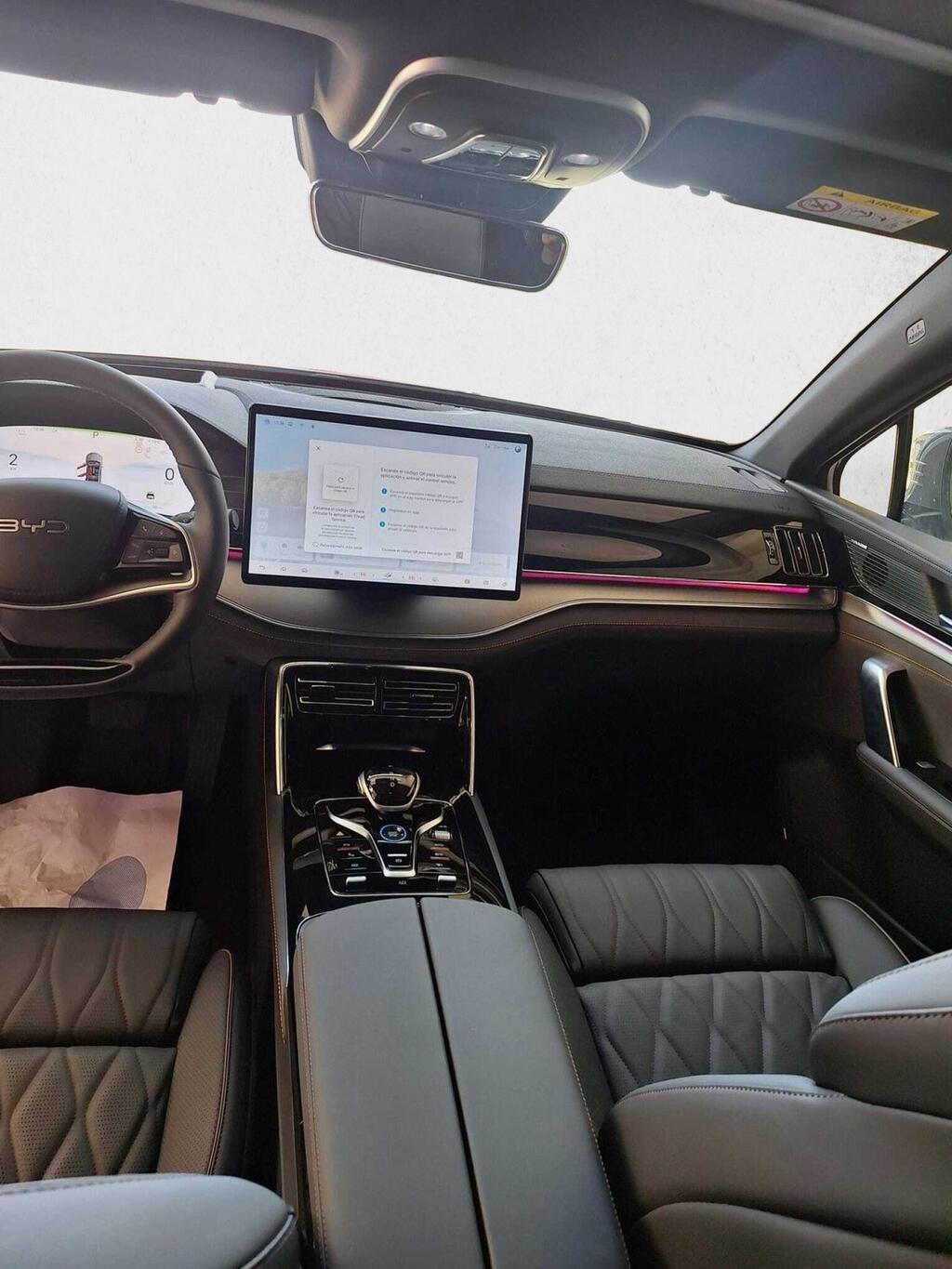 BYD Tang FLAGSHIP BEV 109KWH 517 CV 5P 7 PLAZAS 6