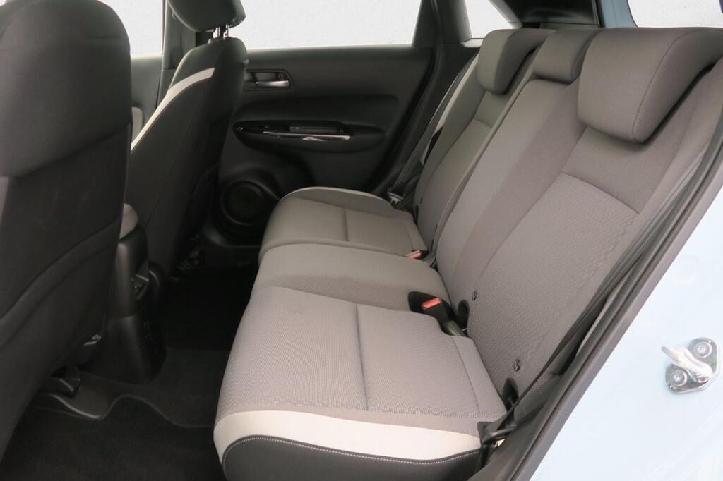 Honda Jazz HYBRID 1.5I-MMD CROSSTAR EXEC. BITONO 18