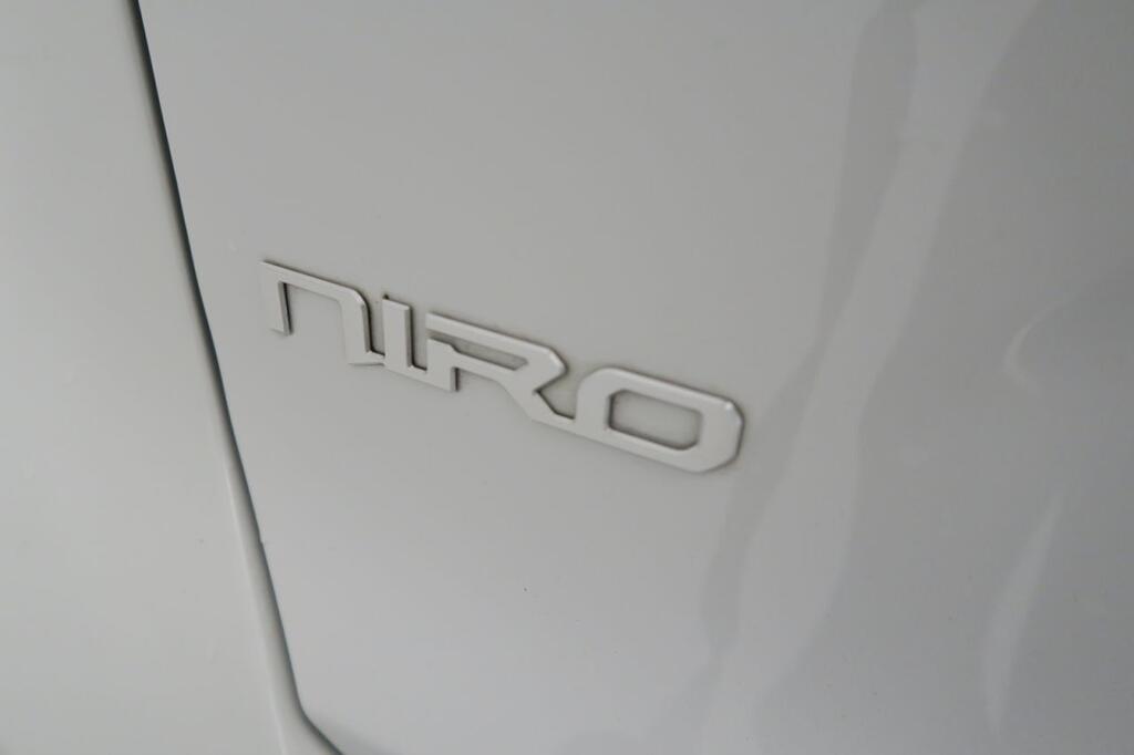 Kia Niro 1.6 HEV Emotion 21