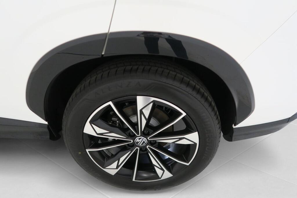 MG HS LUXURY 1.5 HYBRID+ 224 CV 5P 23
