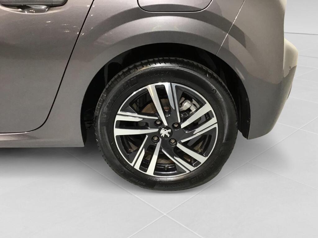 Peugeot 208 ALLURE 1.2 PURETECH 100 CV 5P 23