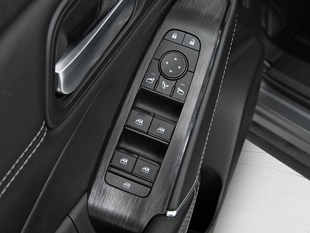 Nissan Qashqai DIG-T 103kW N-Connecta 12