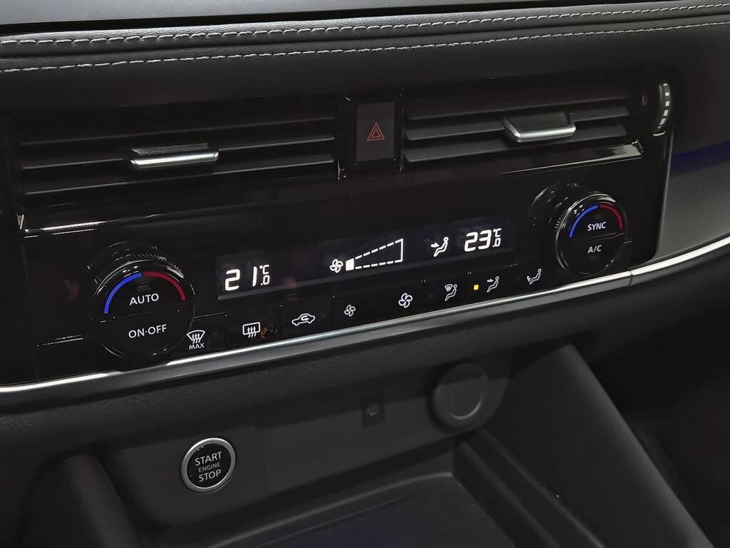 Nissan Qashqai DIG-T 116kW CVT N-Connecta 21