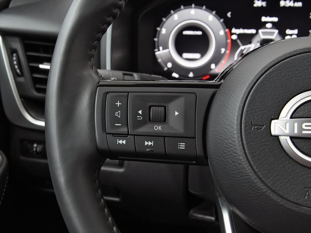 Nissan Qashqai DIG-T 103kW N-Connecta 16