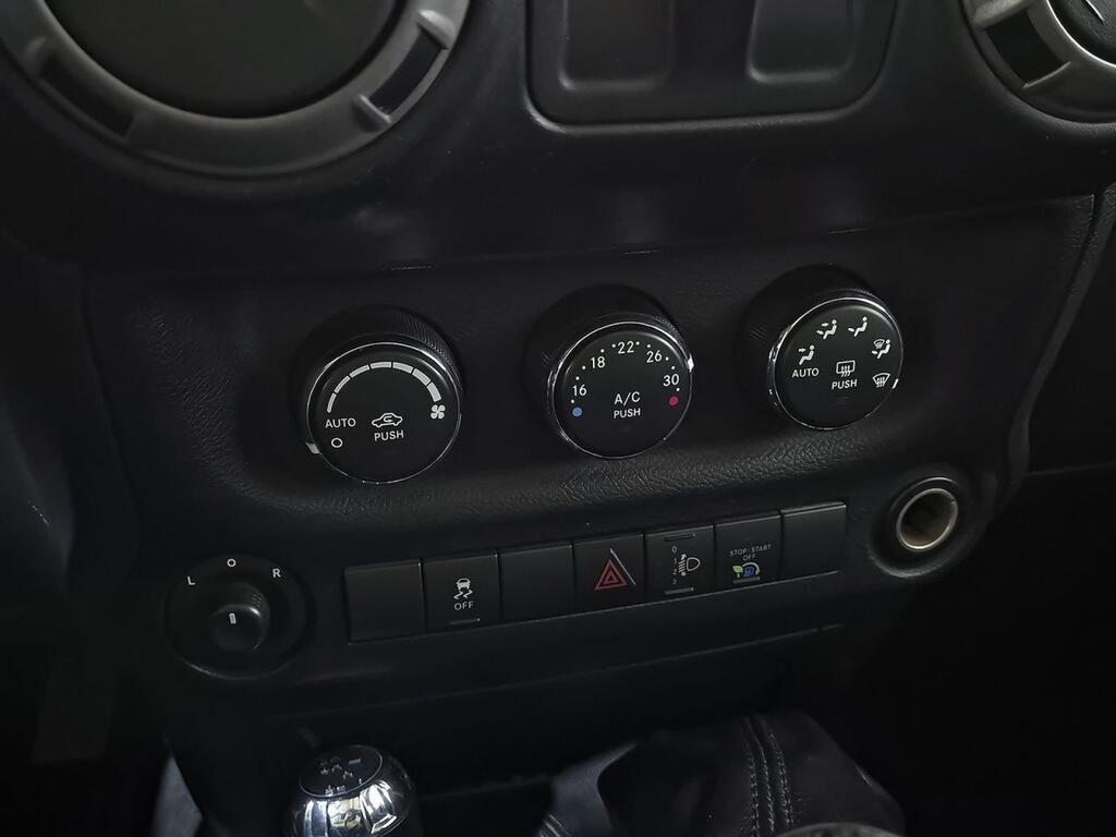 Jeep Wrangler 2.8 CRD Sport 21