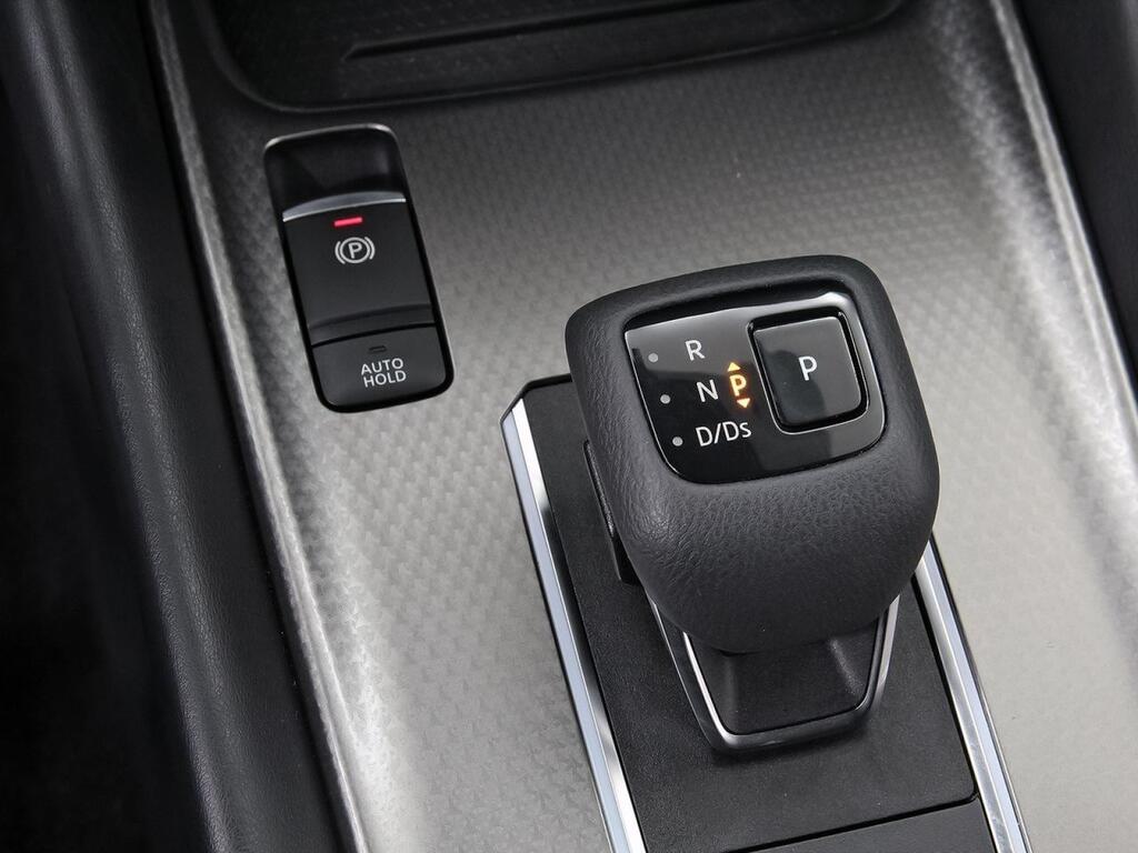 Nissan Qashqai DIG-T 116kW CVT N-Connecta 28