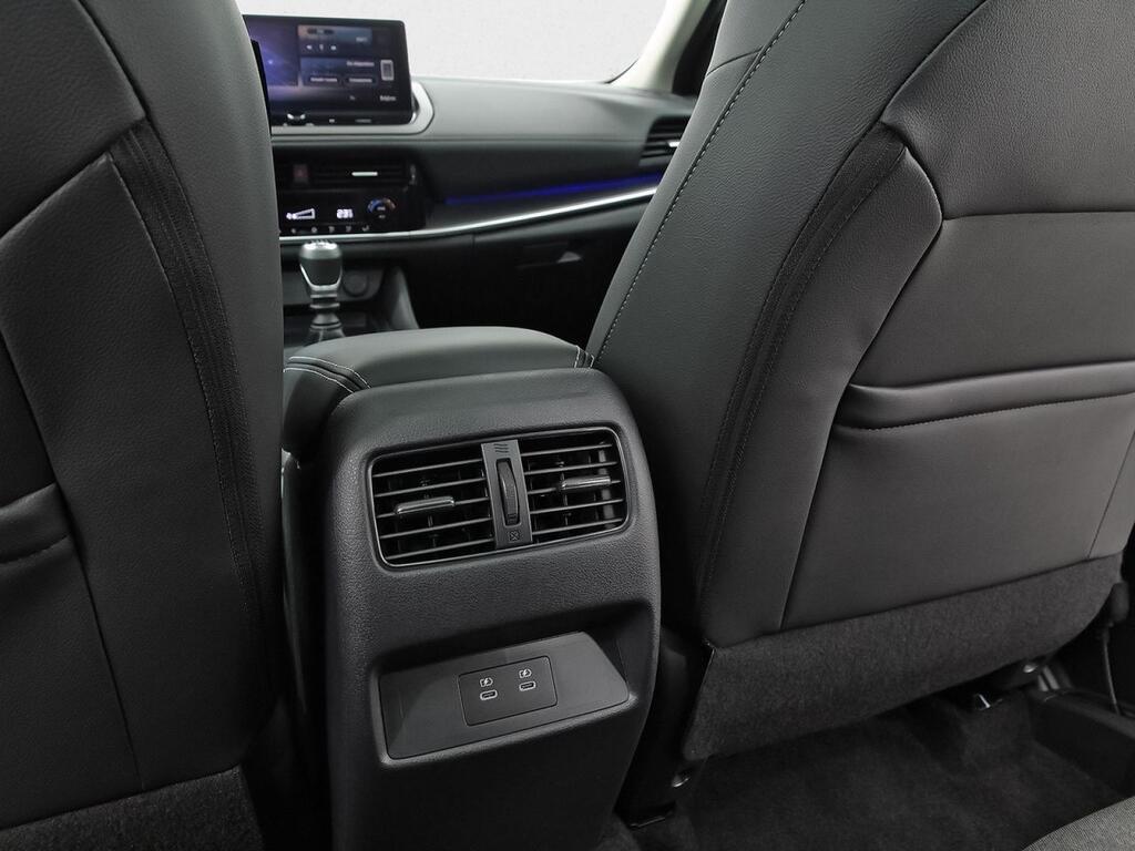 Nissan Qashqai DIG-T 103kW N-Connecta 34