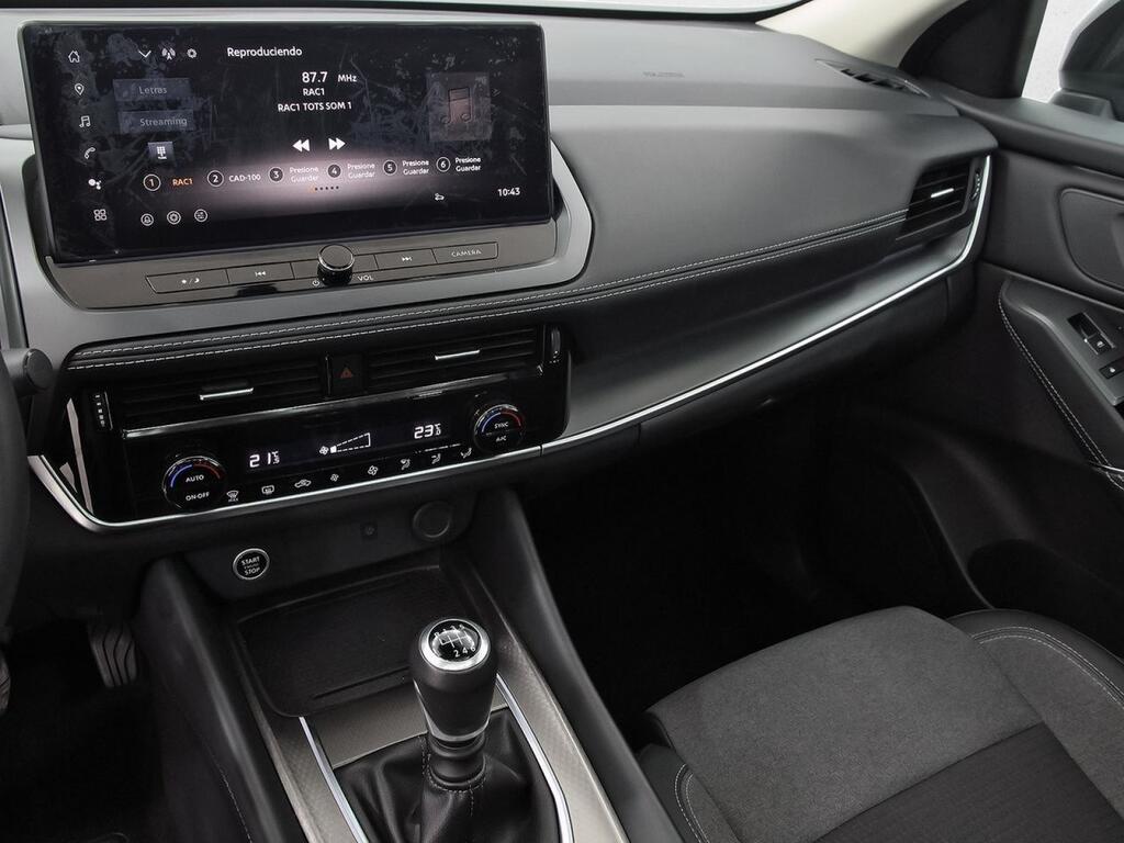 Nissan Qashqai DIG-T 103kW N-Connecta 11