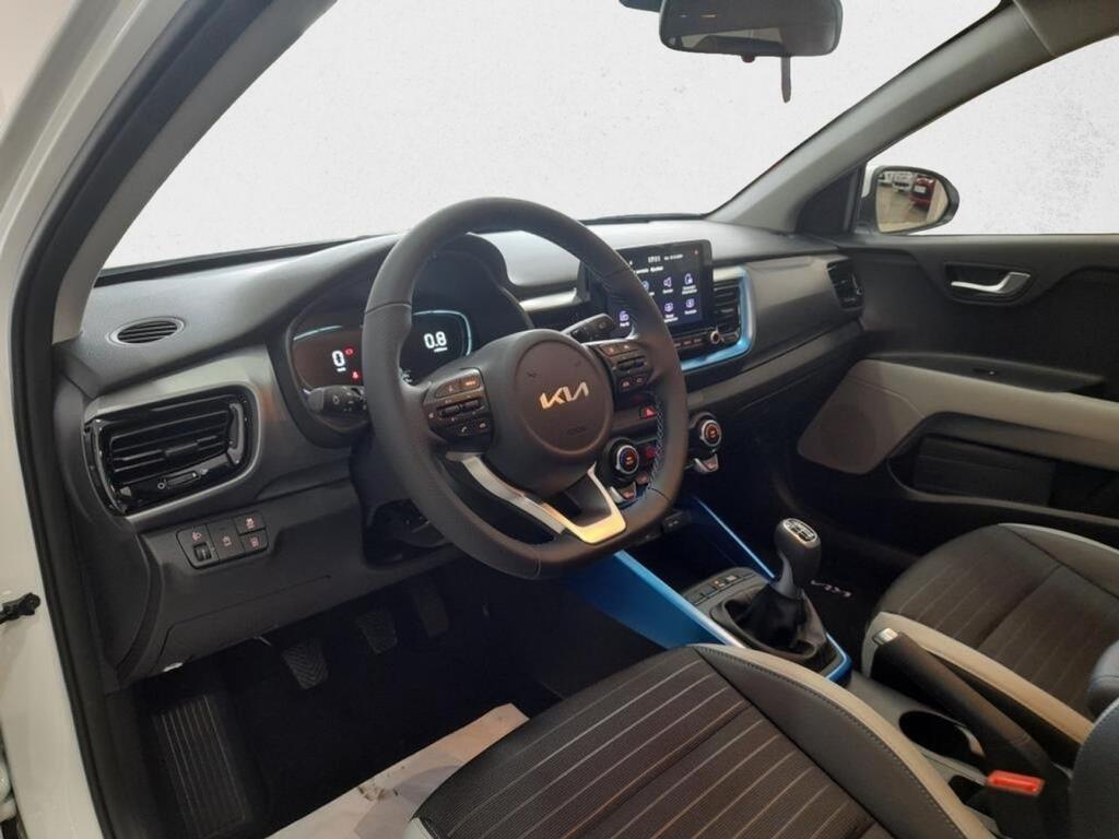 Kia Stonic 1.0 T-GDi 88kW (120CV) MHEV MT Drive 14