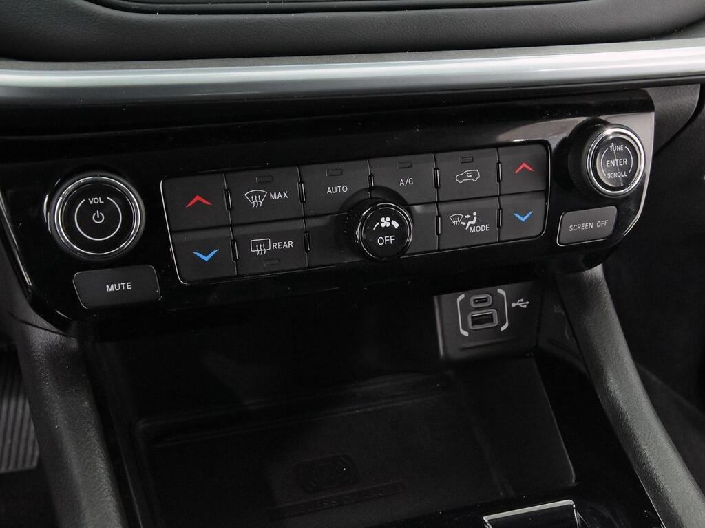 Jeep Compass 1.3 Gse T4 96kW (130CV) Limited MT FWD 31