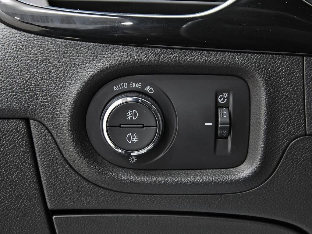 Opel Astra 1.2T SHR 107kW (145CV) Ultimate 15