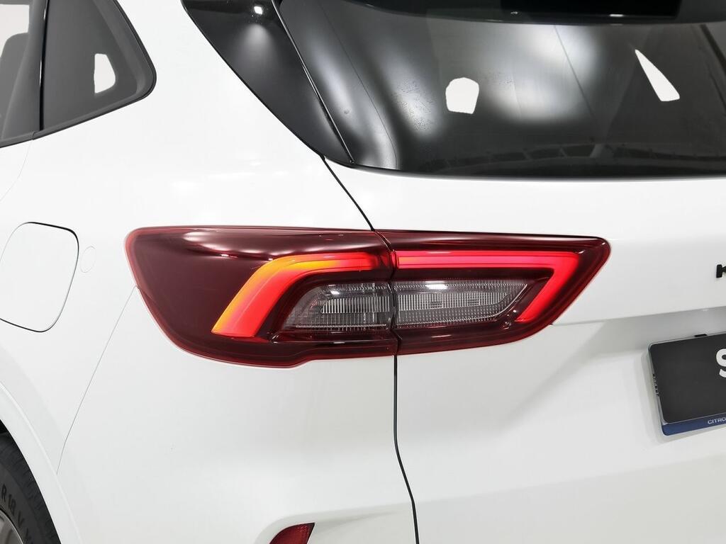 Ford Kuga ST-Line 1.5T EcoBoost 110kW (150CV) 38