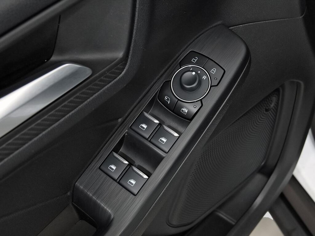 Ford Kuga ST-Line 1.5T EcoBoost 110kW (150CV) 13