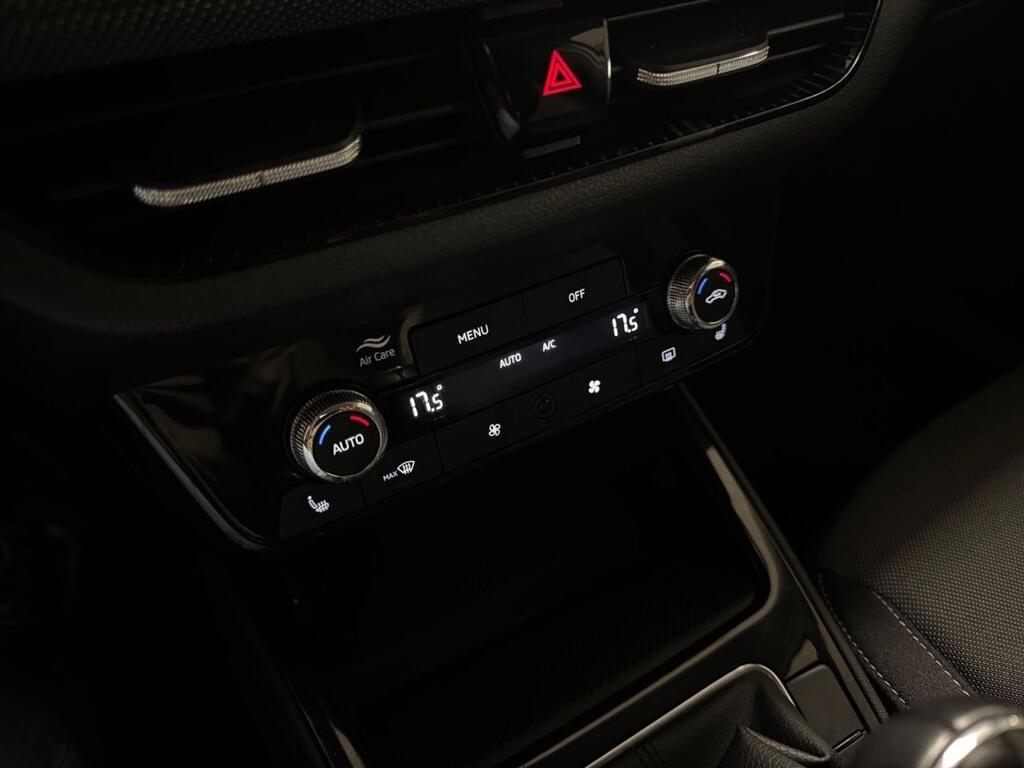 Skoda Fabia 1.0 TSI 85KW (115CV) Design 17