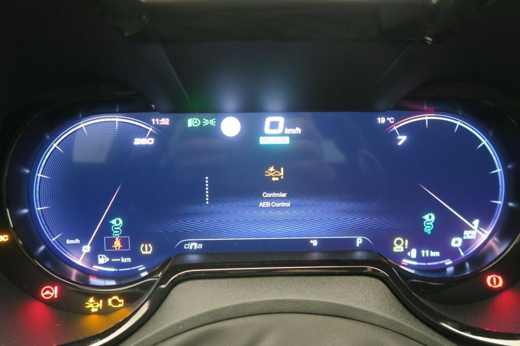 Alfa Romeo Tonale 1.3 Multi-air PHEV Ti Q4 8