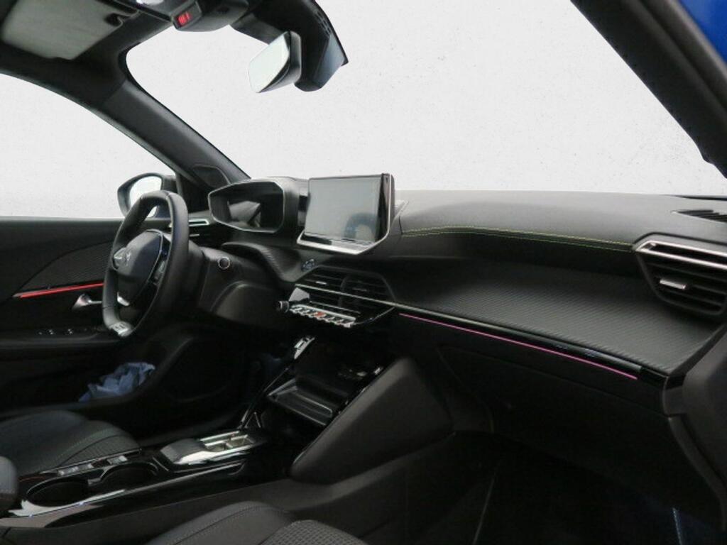 Peugeot 2008 Eléctrico GT 136 (100kW) 14