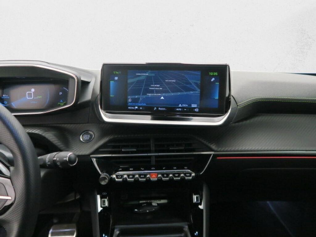 Peugeot 2008 Eléctrico GT 136 (100kW) 11