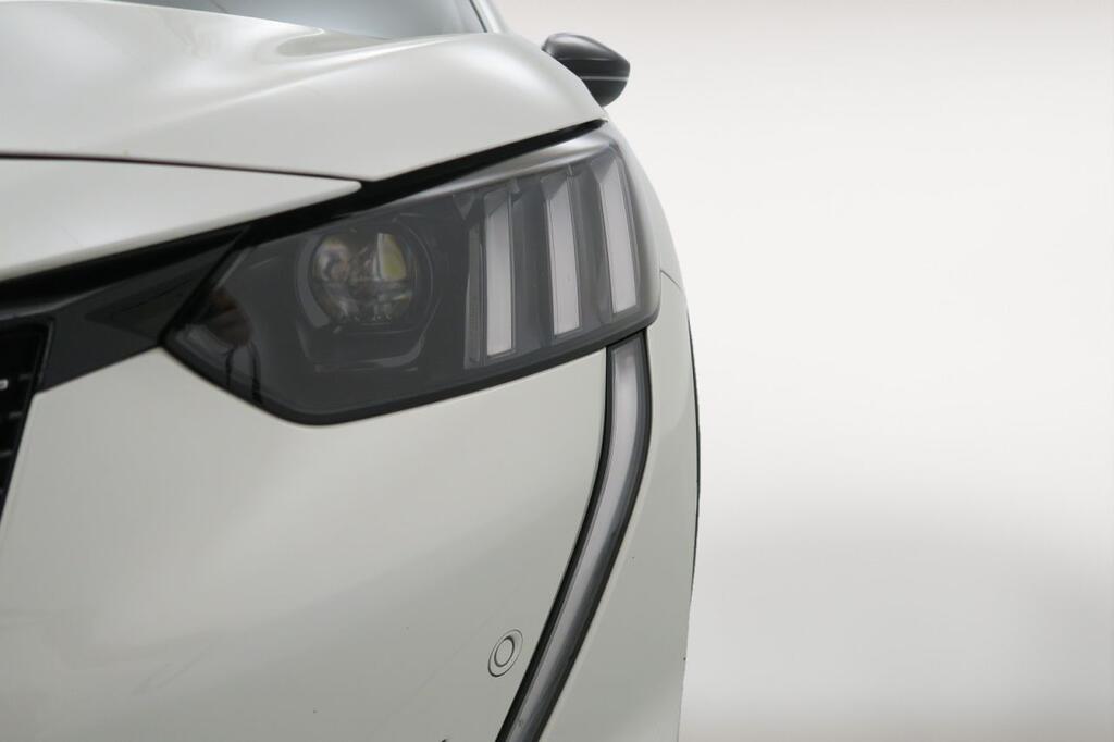 Peugeot 208 PureTech 73kW (100CV) GT Pack 22