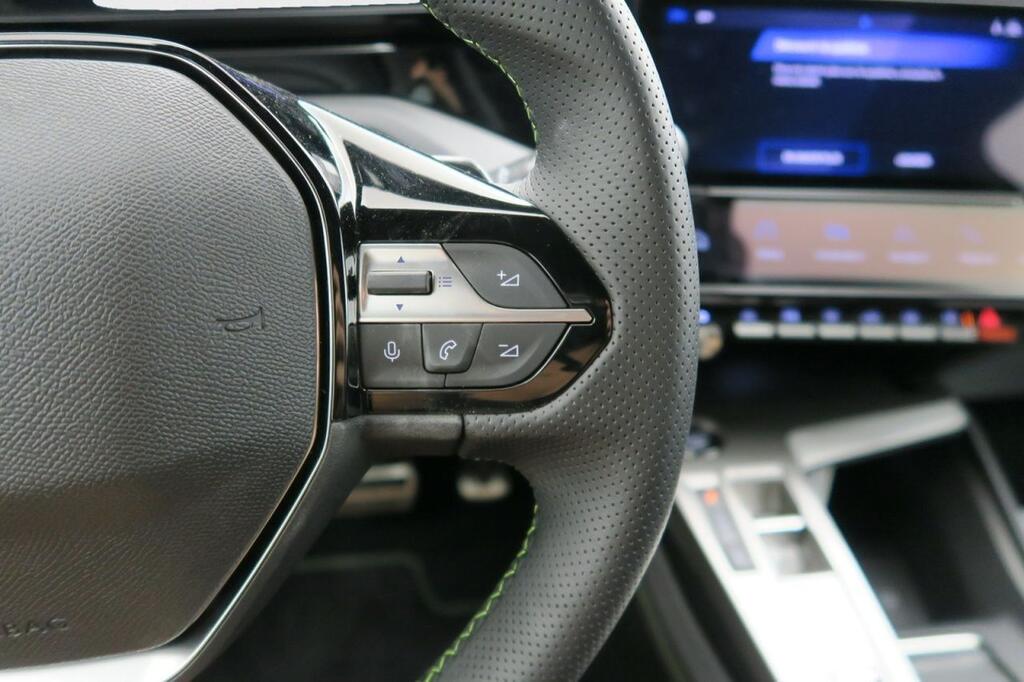 Peugeot 408 408 GT PHEV 180 e-EAT8 11