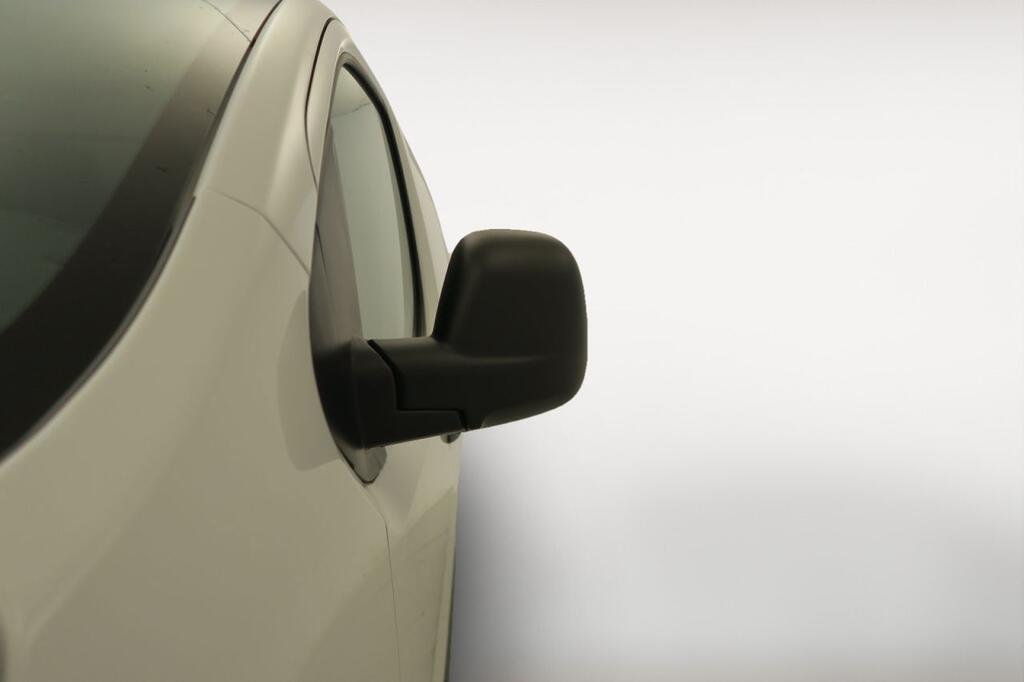 Peugeot Expert E-EXPERT FURGON STANDARD BEV (100KW) 136CV 21