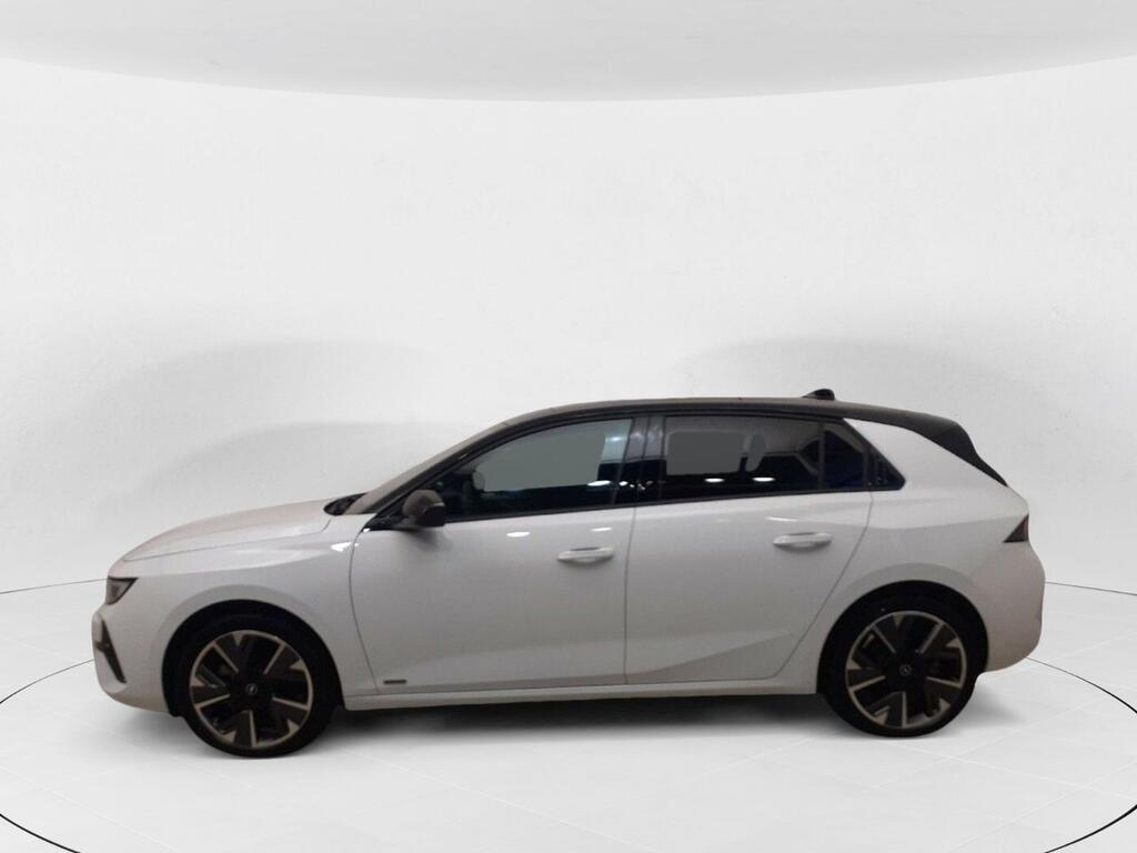 Opel Astra 54kWh GS Auto 2