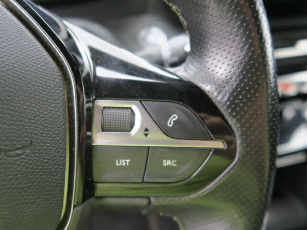 Peugeot 2008 GT Line Puretech 130 S&S BVM6 10