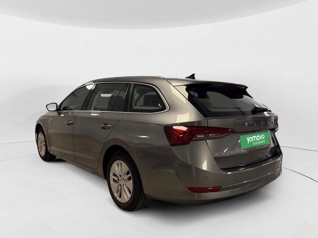 Skoda Octavia Combi 2.0 TDI 85kW Man Ambition Plus 2