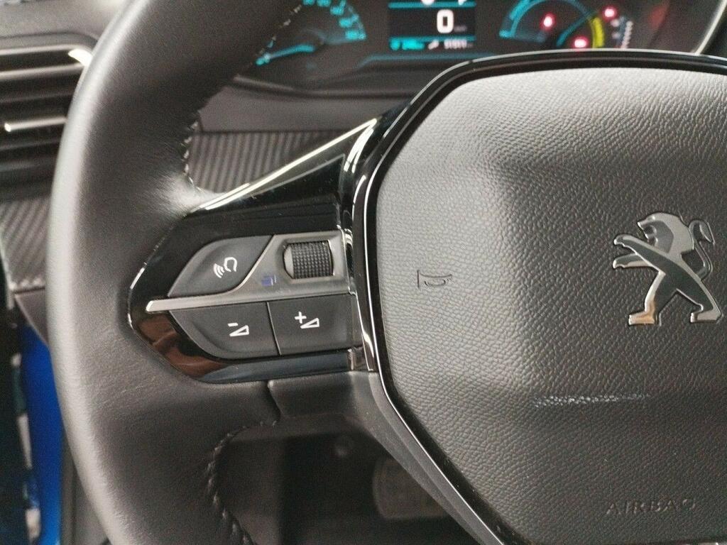 Peugeot 208 Eléctrico Allure 8