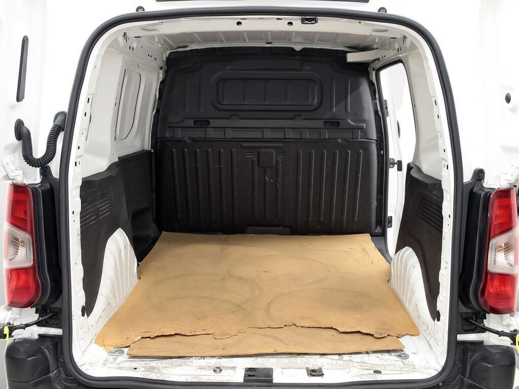 Opel Combo Cargo EXPRESS 1.5 TD 100 650KG SWB 3P 9