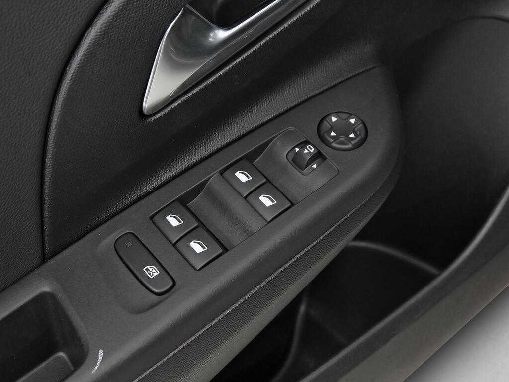 Opel Corsa 1.2T XHLHybrid 74kW GS eDCT 12