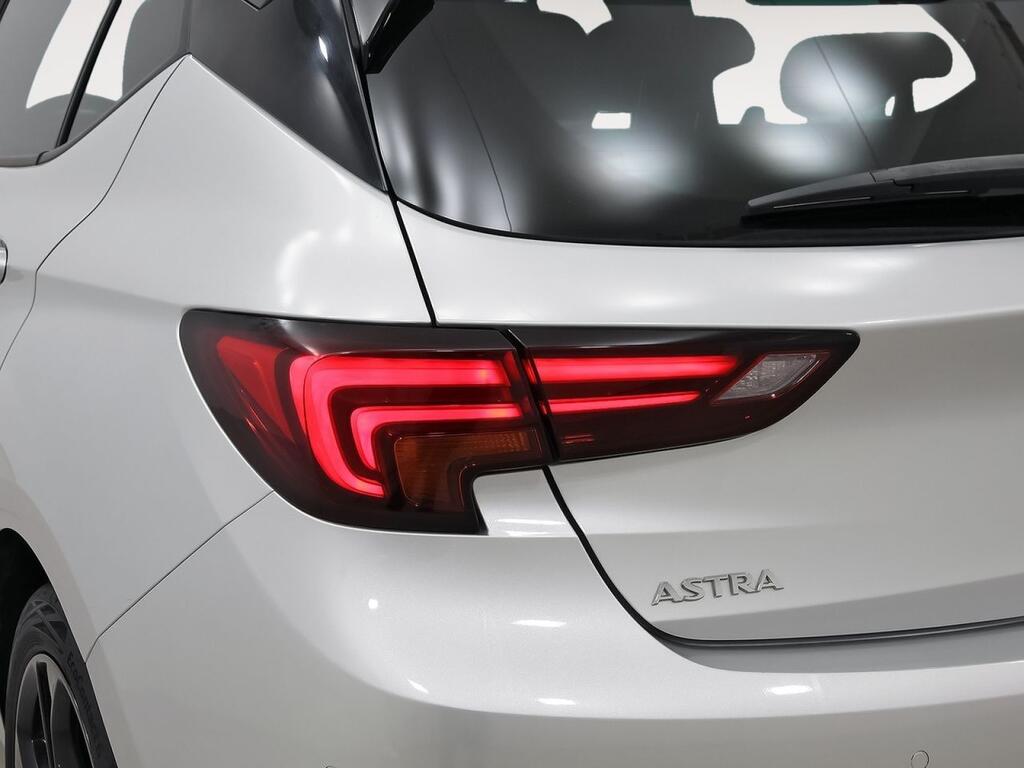 Opel Astra 1.2T SHR 107kW (145CV) Ultimate 34