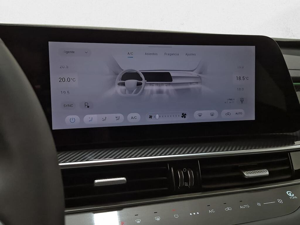 Ebro S700 1.5 TGDI PHEV Luxury E-CVT 34